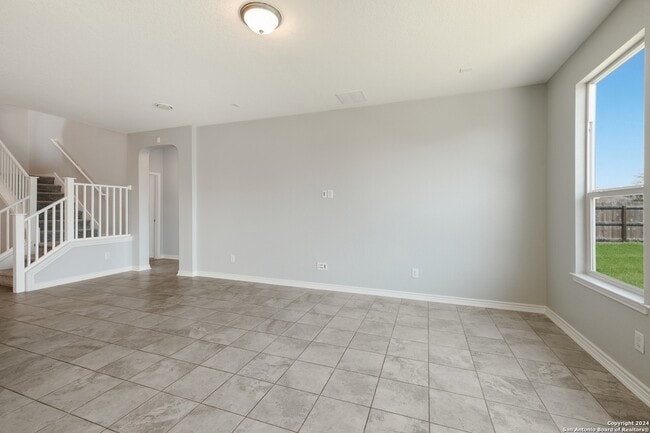Building Photo - 118 Kyle Cove