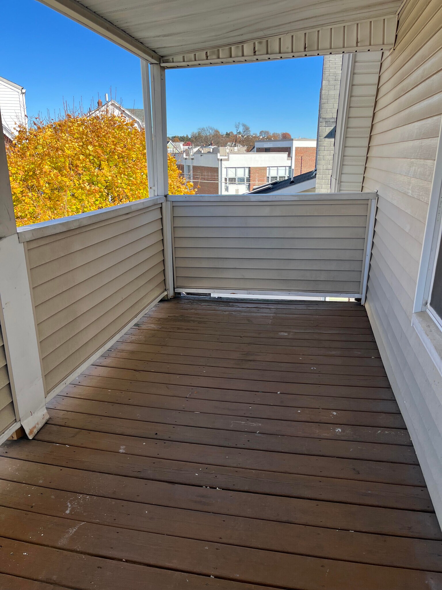 Building Photo - 15 Clarence St