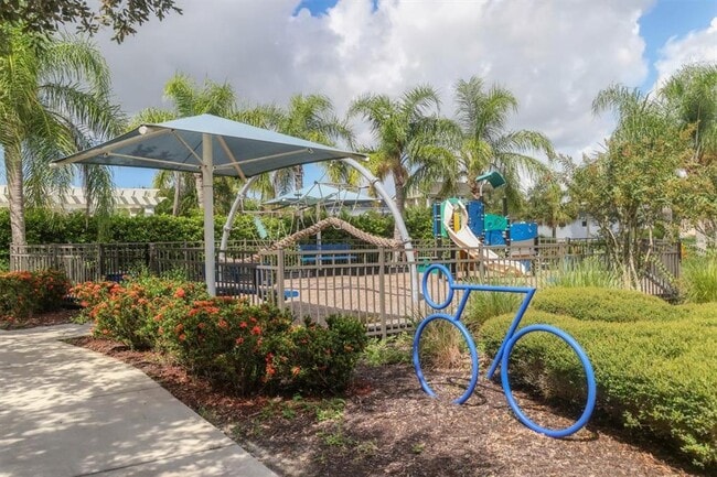 Building Photo - 4806 Lake Breeze Terrace