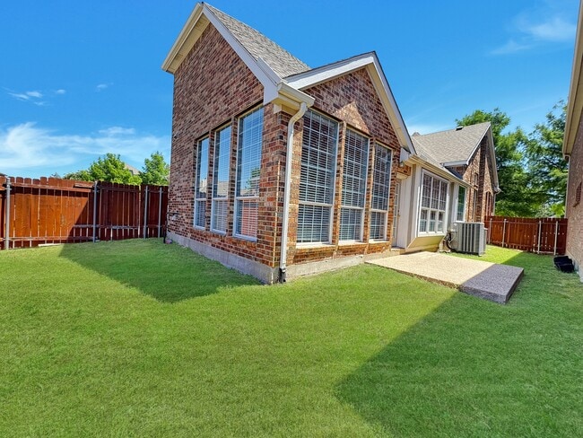 Building Photo - 5973 Country View Ln