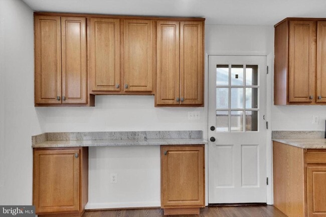 Building Photo - 4224 Kinmount Rd