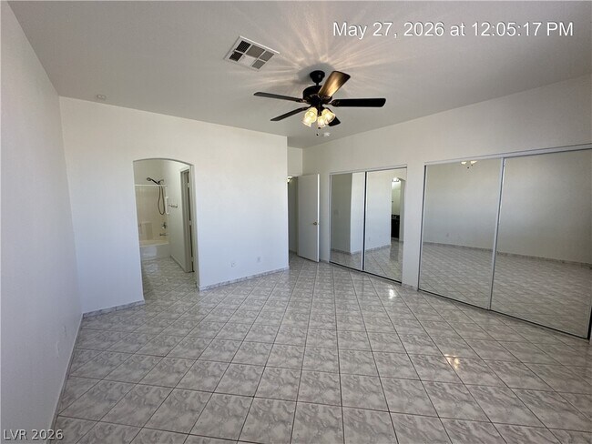 Building Photo - 1006 Wreath Ct