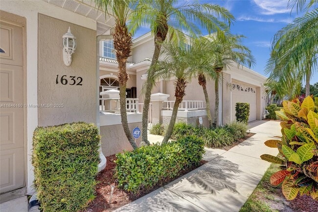 Building Photo - 1632 SW Harbour Isles Cir