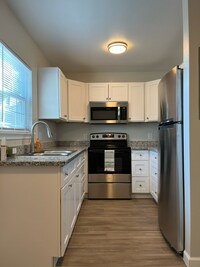 Building Photo - 5220 Weber Rd