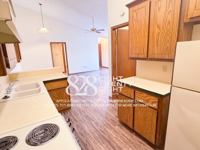 Building Photo - *COMING SOON for May-June 2026 Move in! West Norman 2 Bed/2 Bath Duplex with Two-Car Garage