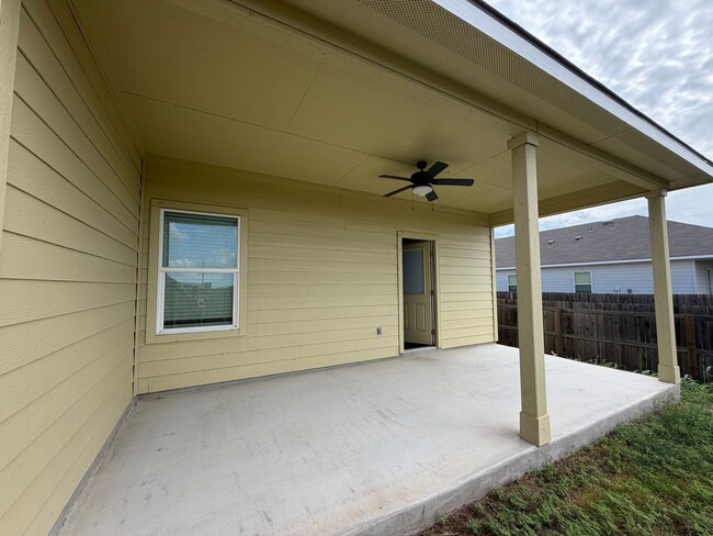 Building Photo - 535 Grayson Ln