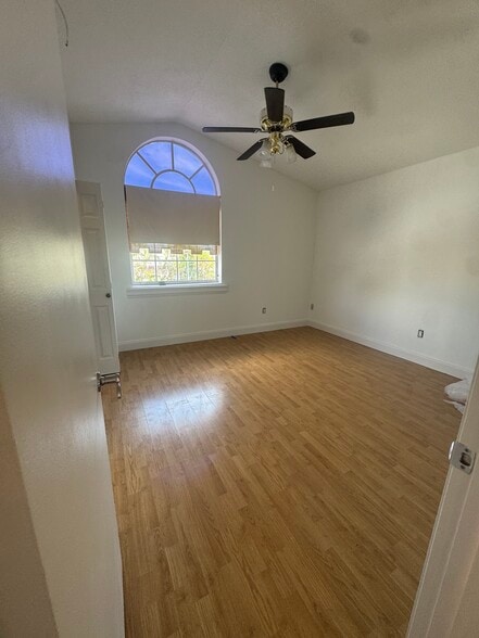 Building Photo - 16274 SW 139th Ct