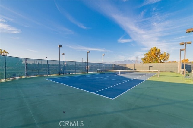 Building Photo - 6248 Desales St