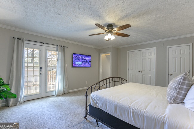 Building Photo - 196 Etowah Dr