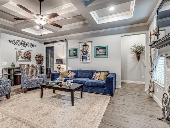 Building Photo - Beautiful home in Kelly Lake Estates + 4 bedrooms + 3 full bathrooms