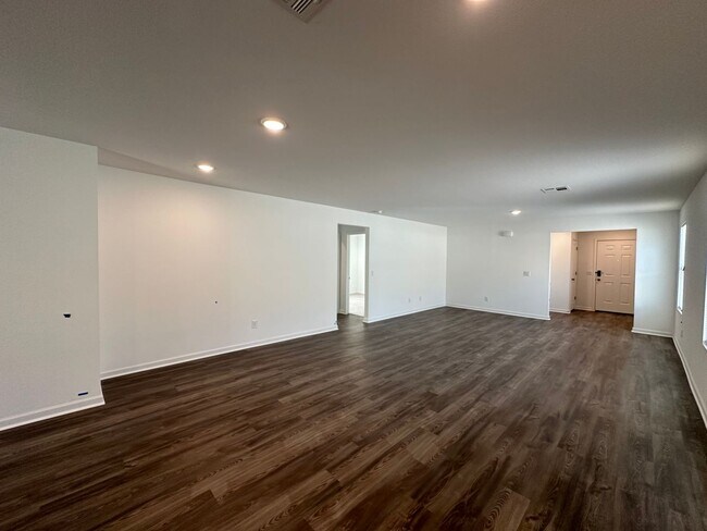 Building Photo - Beautiful 2024 Build 3 Bedroom Home- Move In Special! $800 off 1st Month's Rent. $300 off 2nd and...