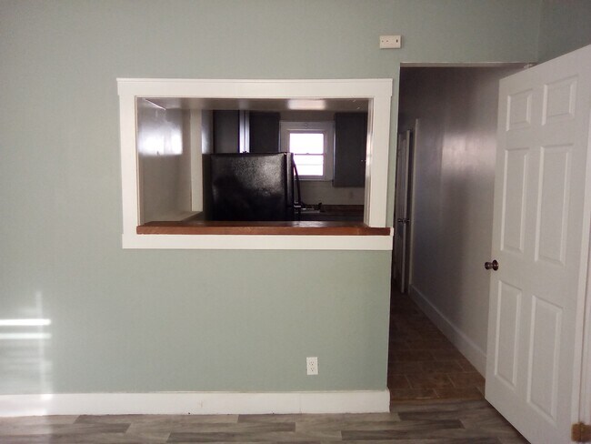 Building Photo - 56 3rd Ave