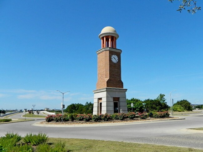 Building Photo - 1501 Davis Mountain Loop