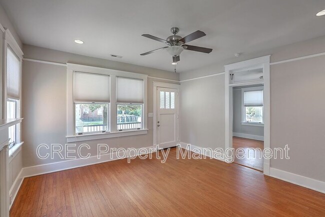 Building Photo - 831 Rutledge Ave