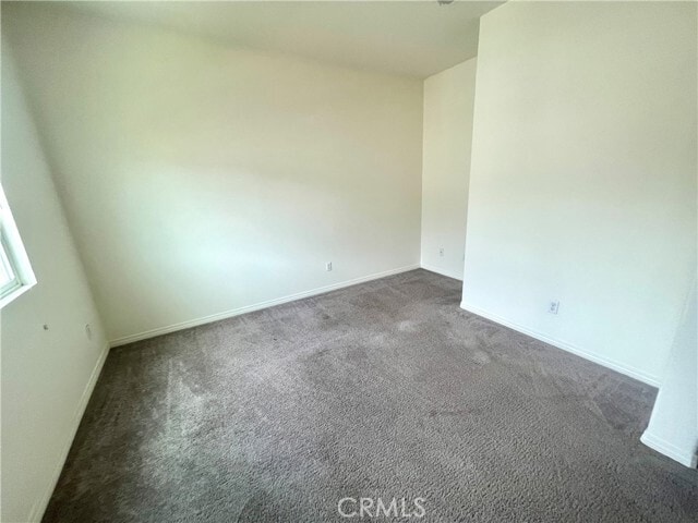 Building Photo - 3121 E Yosemite Dr