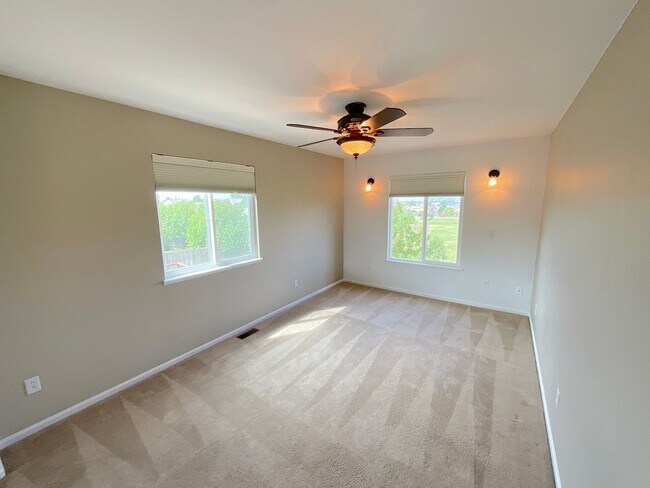 Building Photo - 7168 Prairie Wind Dr