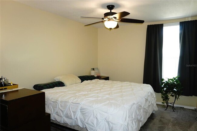Building Photo - 4338 Tahitian Gardens Cir