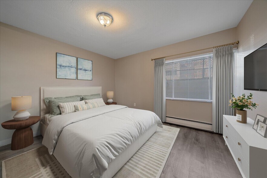 Building Photo - 4110 Hale Pky