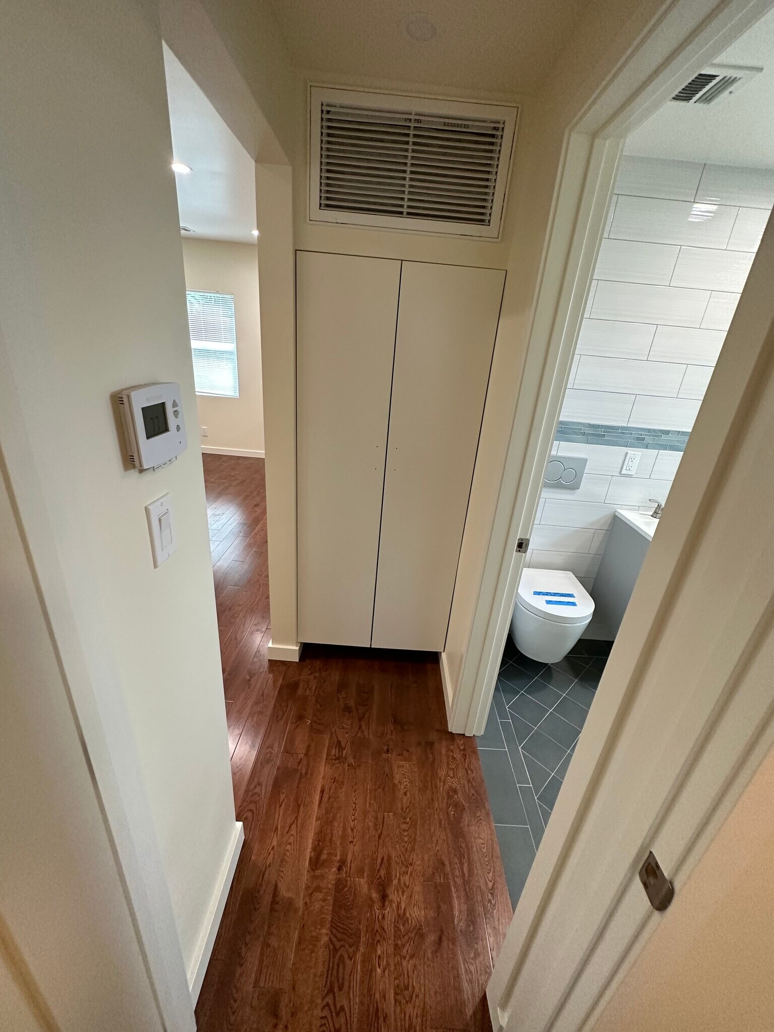 Building Photo - 769 Sunset Ave