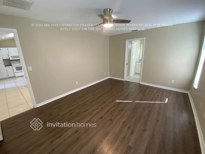 Building Photo - 1201 SW 29th Terrace