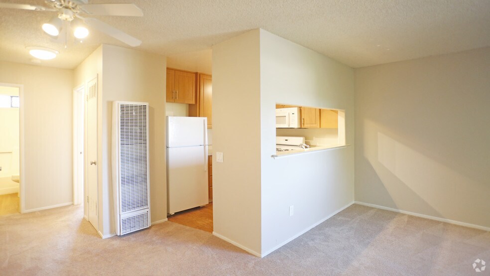 Sea Breeze Apartments 3094 Lake Dr Marina CA 93933 Apartment Finder