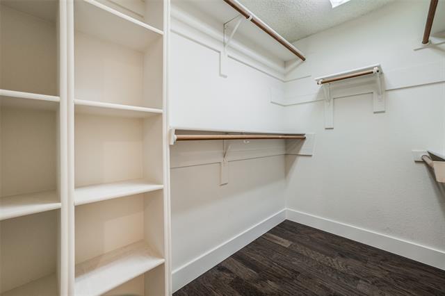 Building Photo - 512 Parkview Pl