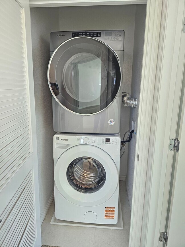 Building Photo - Beautiful San Jose Home