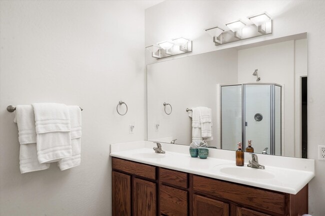 Building Photo - 3006 N 37th St