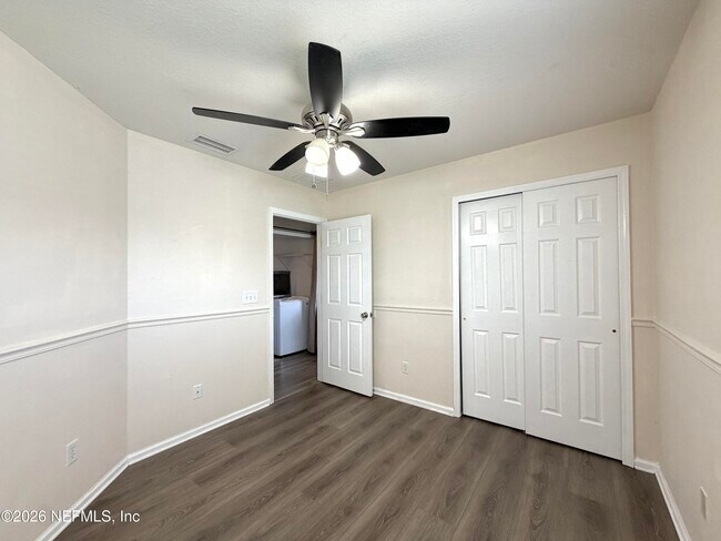 Building Photo - 104 Crete Ct