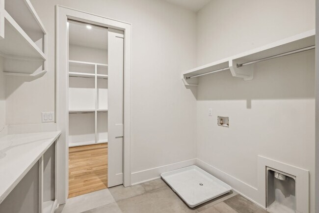 Building Photo - 87 Brookwood Terrace