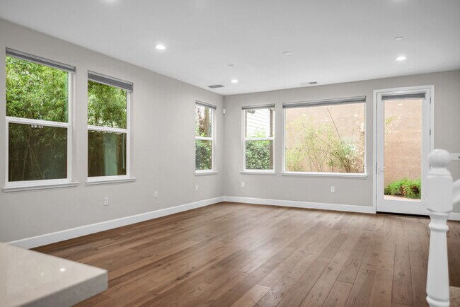 Building Photo - Available now | 3 bedroom + office | 3 full bath | Solar