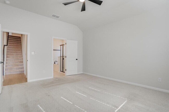 Building Photo - 168 Kings Cyn Dr