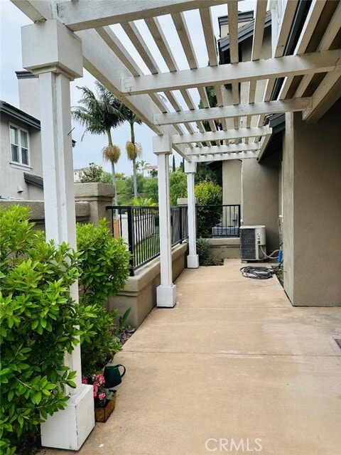 Building Photo - 118 Cameray Heights