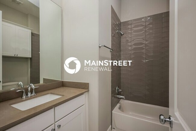 Building Photo - 3 Bedroom Pet-Friendly Home in Houston, TX with Main Street Renewal