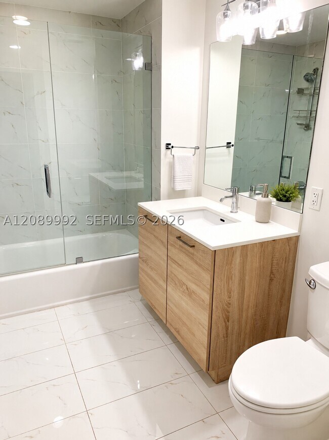 Building Photo - 16385 Biscayne Blvd