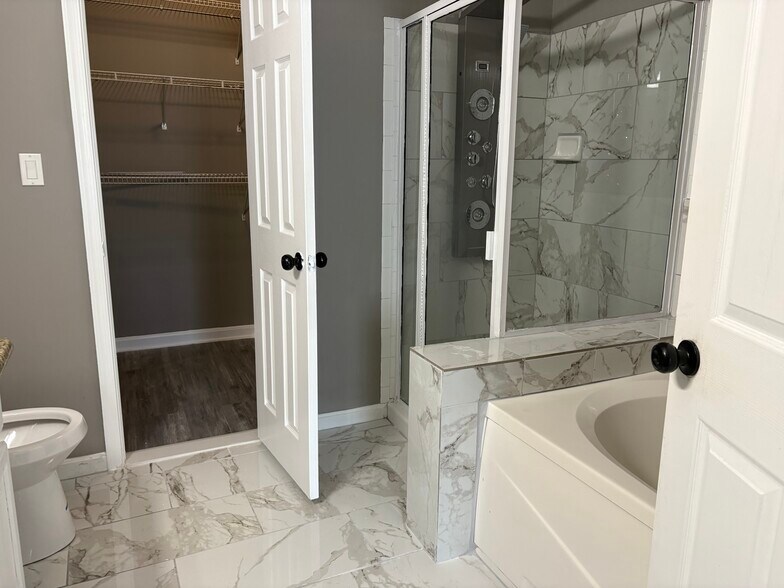 Building Photo - 7416 Hindon Cir