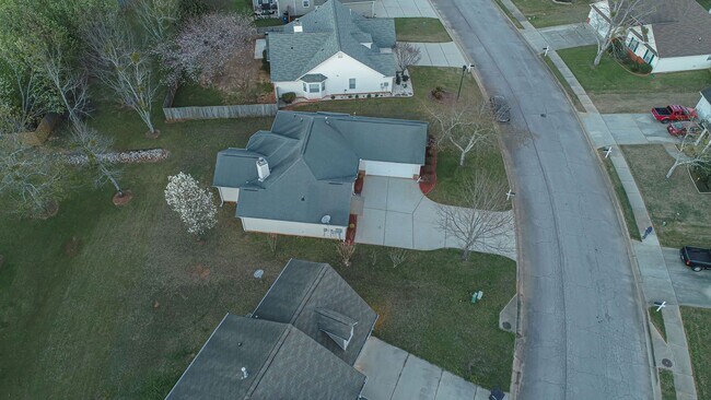 Building Photo - Coming Soon.. Prelease Now! Gorgeous 3bedroom 2bath ranch home for lease in McDonough!