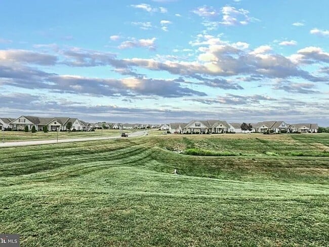 Building Photo - 1193 Ledge Dr