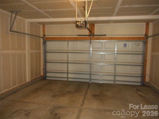 Building Photo - 6538 Portland Rose Ln