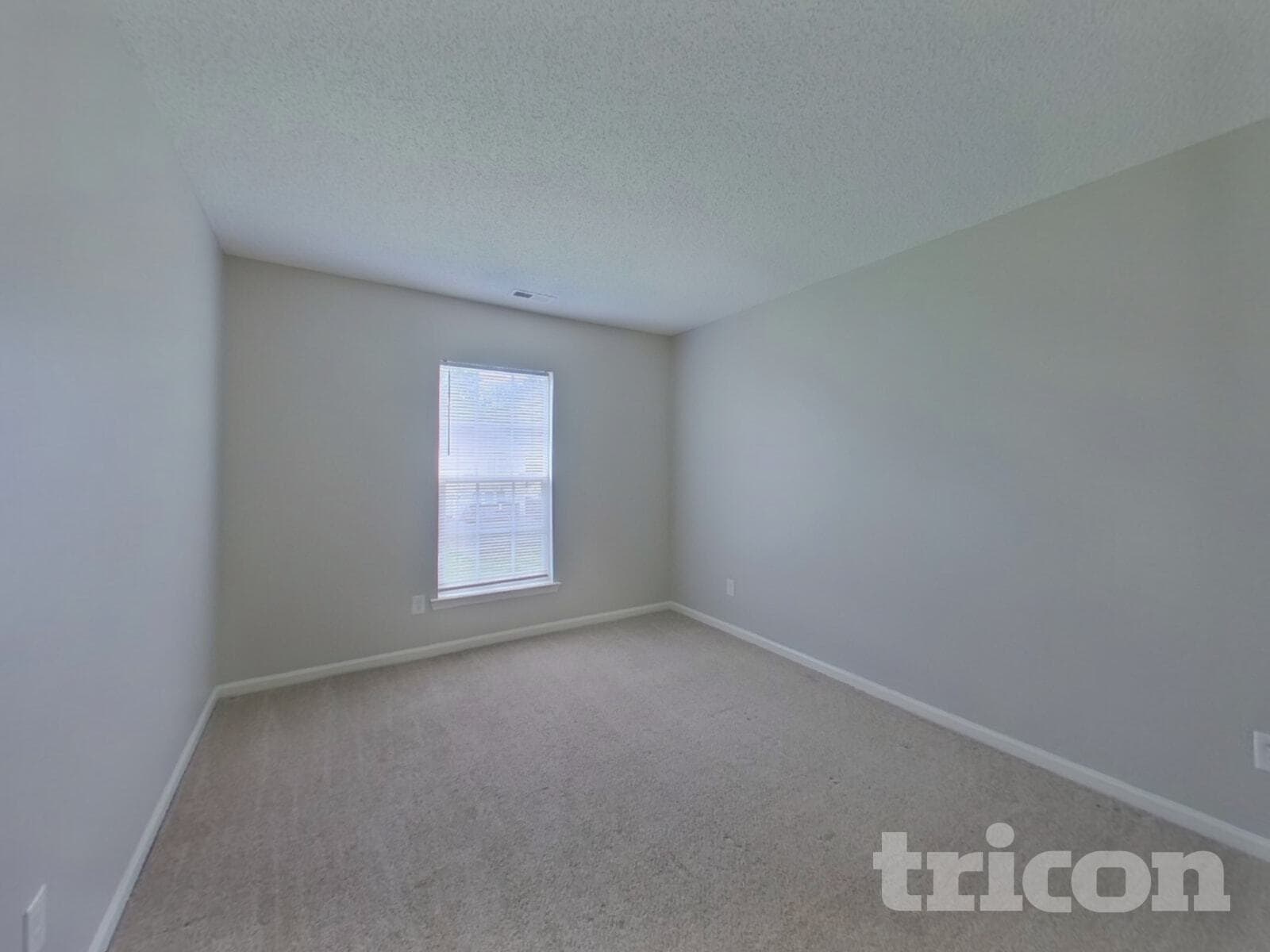 Building Photo - 5203 Holbert Cir