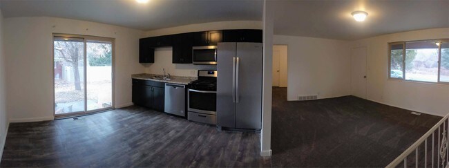 Building Photo - 511 N 200 E