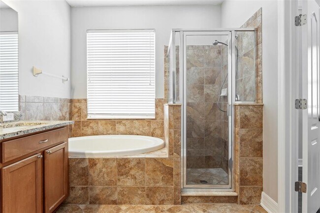 Building Photo - 7725 Tangle Rush Dr