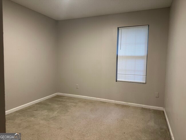 Building Photo - 1331 Colt Ridge Dr SE