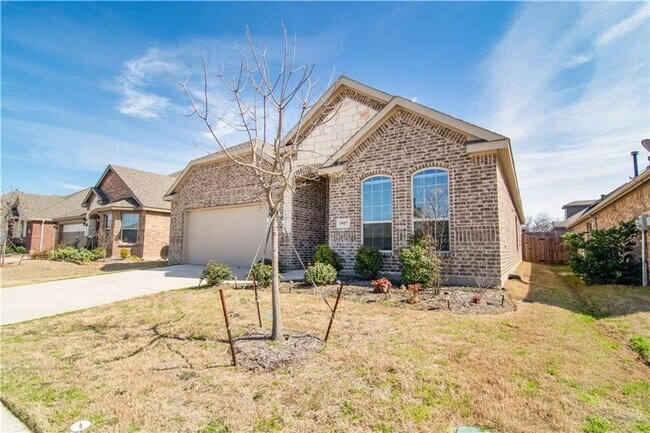 Building Photo - 2016 Build, Minutes from DNT. Home feature...