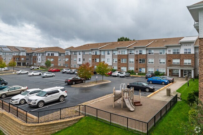 Building Photo - Sarazin Flats