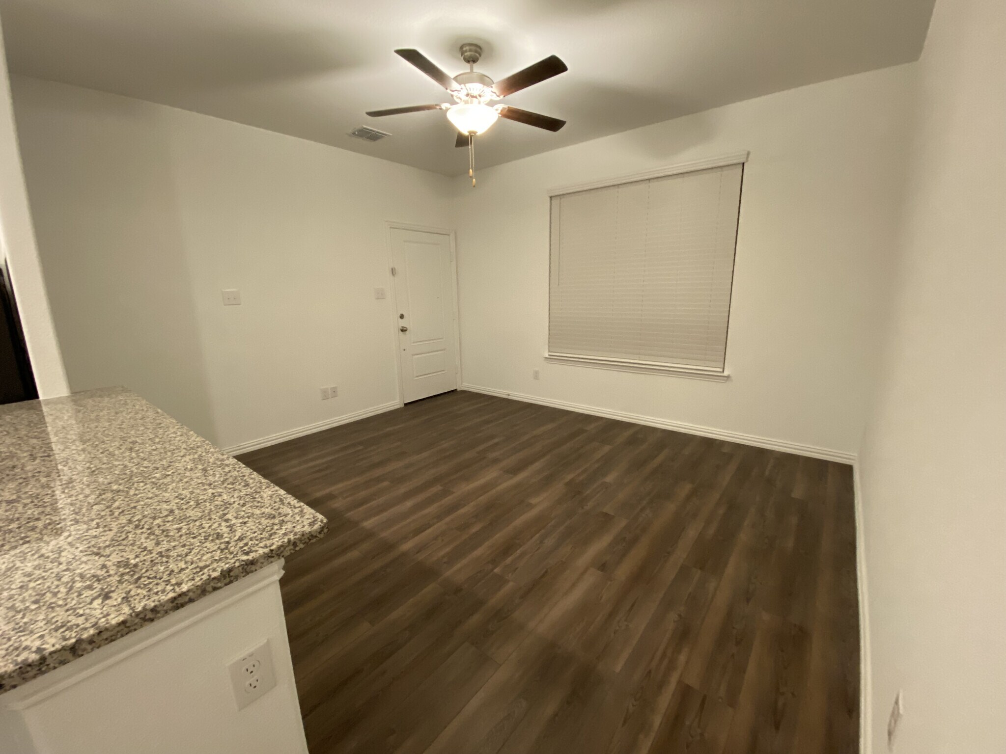 Building Photo - 1022 Rosewood St