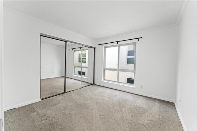 Building Photo - 55 Fairmount Ave
