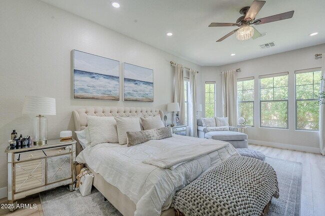 Building Photo - 9272 E Desert Village Dr