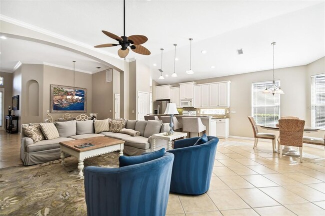Building Photo - 7328 Lake Forest Gln
