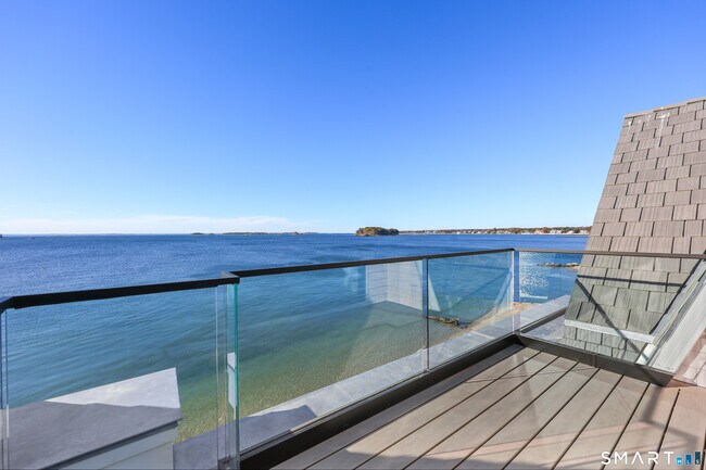 Building Photo - 14 Cockenoe Dr